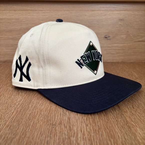 New York Yankees '47 HITCH MLB Diamond Cut adjustable snapback hat - Picture 2 of 7